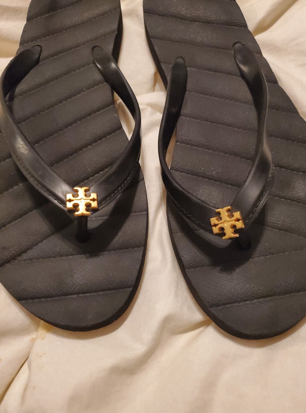 Tory Burch Black Flip Flop Sandals with Logo Charm - Picture 9 of 13